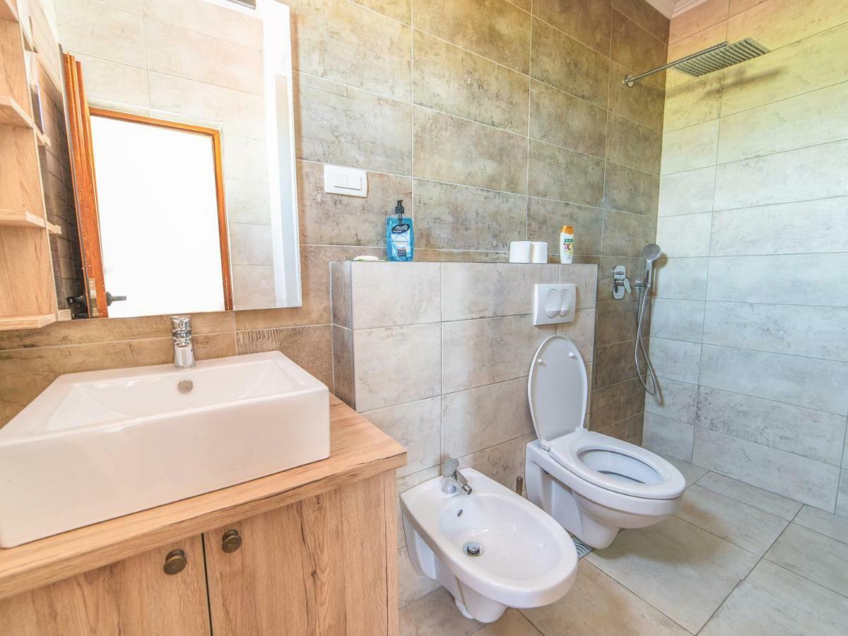 Bed & Breakfast Royal Garden Niksic