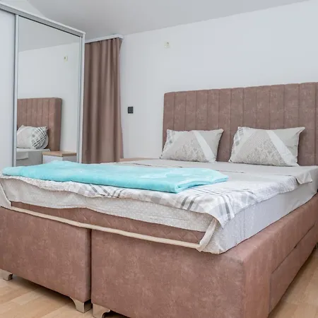 Hotel Royal Garden Niksic Room photo